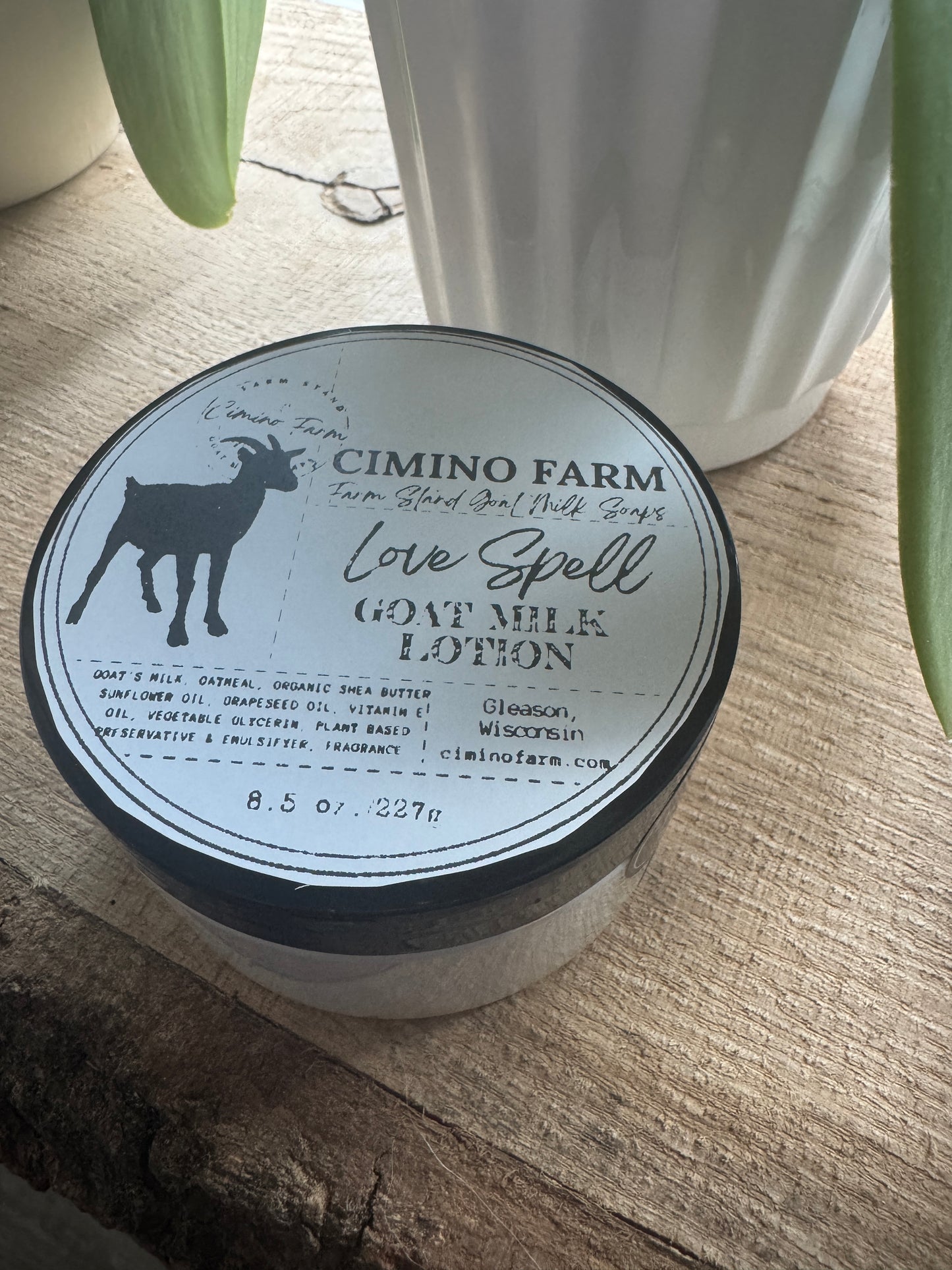 Love Spell Goat Milk Lotion 8.5oz Tub